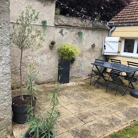 Chez Le Peps Apartment *
